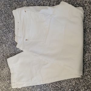 White House Black Market Slim Crop Size 6 White Pants